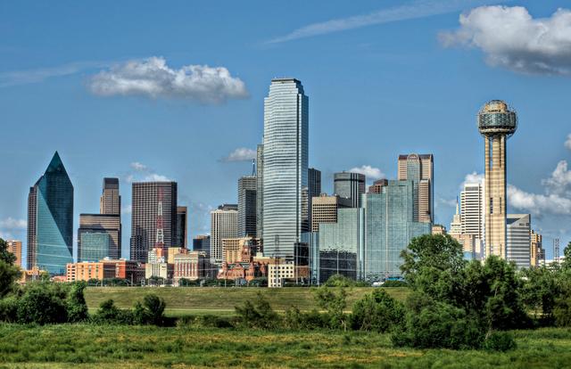 Image of the Dallas-Fort Worth city skyline